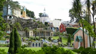 The colourful Italianate buildings of Portmeirion