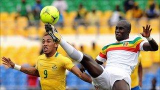 Co-host Gabon take on Mali in a 2012 Africa Cup of Nations quarter-final