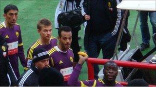 Samba throws the banana back into the crowd (photo courtesy of Sovsport.ru)