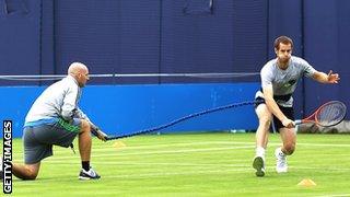 Andy Murray working with fitness trainer Jez Green