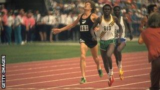 Bayi winning the 1500m at Christchurch in 1974