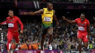 Usain Bolt wins the Olympic 100m