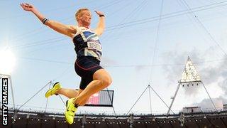 Greg Rutherford jumps to Olympic gold