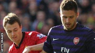 Olivier Giroud did not give the United defence many problems