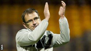 Hibernian manager Pat Fenlon