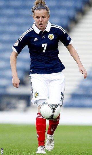 Hayley Lauder in action for Scotland