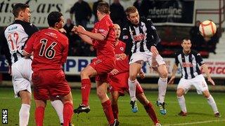 Dunfermline and Raith Rovers players