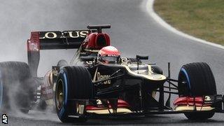 Romain Grosjean tests the 2013 Lotus in Barcelona