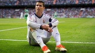 Real Madrid are keen to agree a new deal with winger Christiano Ronaldo