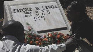 Estone Mlenga's headstone