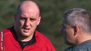 Keith Wood and then-Ireland coach Warren Gatland in 1999