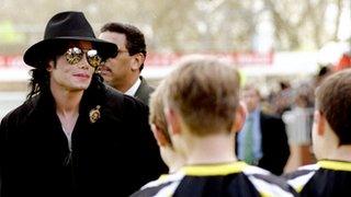 Michael Jackson visiting Craven Cottage