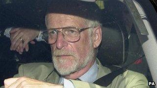 David Kelly leaving the House of Commons in 2003