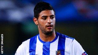 Carlos Vela looking dejected