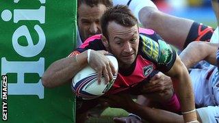 Gareth Davies scores the winning try for Cardiff Blues against Toulon