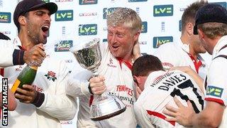 Lancashire captain Glen Chapple with the Division Two trophy