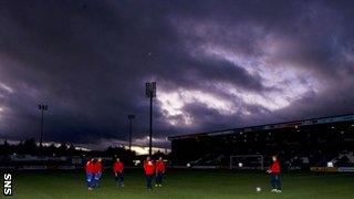 There was a 35-minute delay at the Caledonian Stadium due to a power failure at a nearby electricity substation