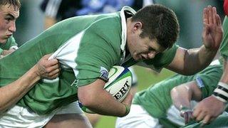 Ulster have signed Irish-born loosehead prop Ruaidhri Murphy