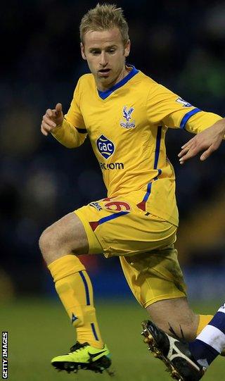 Crystal Palace midfielder Barry Bannan