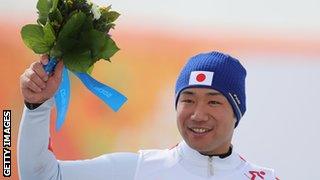 Akira Kano celebrates his victory