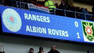 The scoreboard shows Rangers 0-1 Albion Rovers