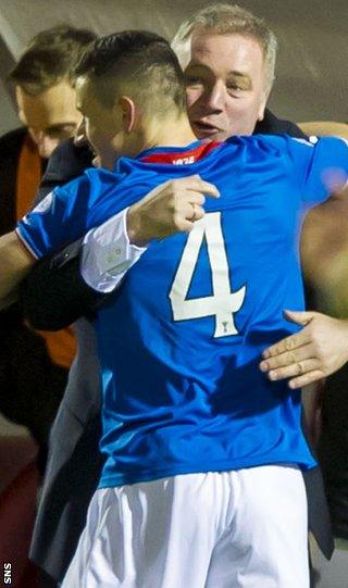 Fraser Aird celebrates with Ally McCoist