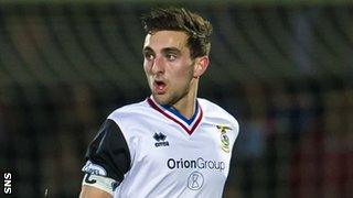 Inverness Caledonian Thistle defender Graeme Shinnie