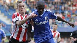 Ramires and Sunderland's Sebastian Larsson