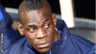 Mario Balotelli linked with Arsenal