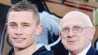 Carl Frampton pictured with amateur coach Billy McKee