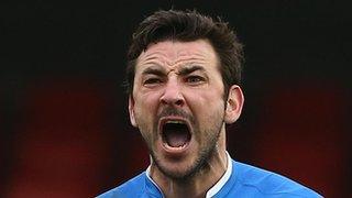 Former Linfield skipper Michael Gault has joined Portadown