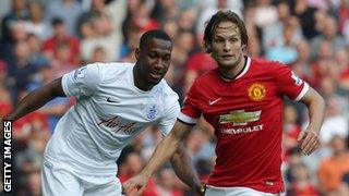 Daley Blind (right)