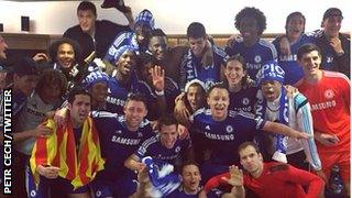 Chelsea celebrate the Premier League title