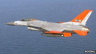 QF-16 jet