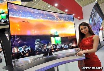 LG curved TV