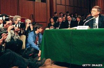 Bill Gates gives testimony in 1998