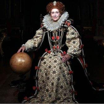 Anita Dobson as Elizabeth I