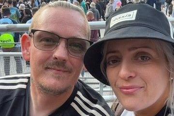Dwayne and Shell at the Oasis gig in Edinburgh