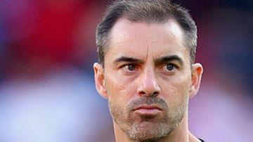 A worried looking Sheffield United boss Ruben Selles