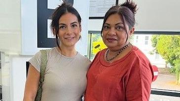 Renée, on the left, and her mum Vaishali, on the right, together. 