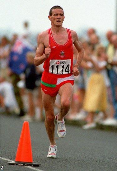 Auckland 1990: Steve Jones missed out on a medal in the marathon, finishing fourth.