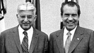 Arthur Burns and Richard Nixon