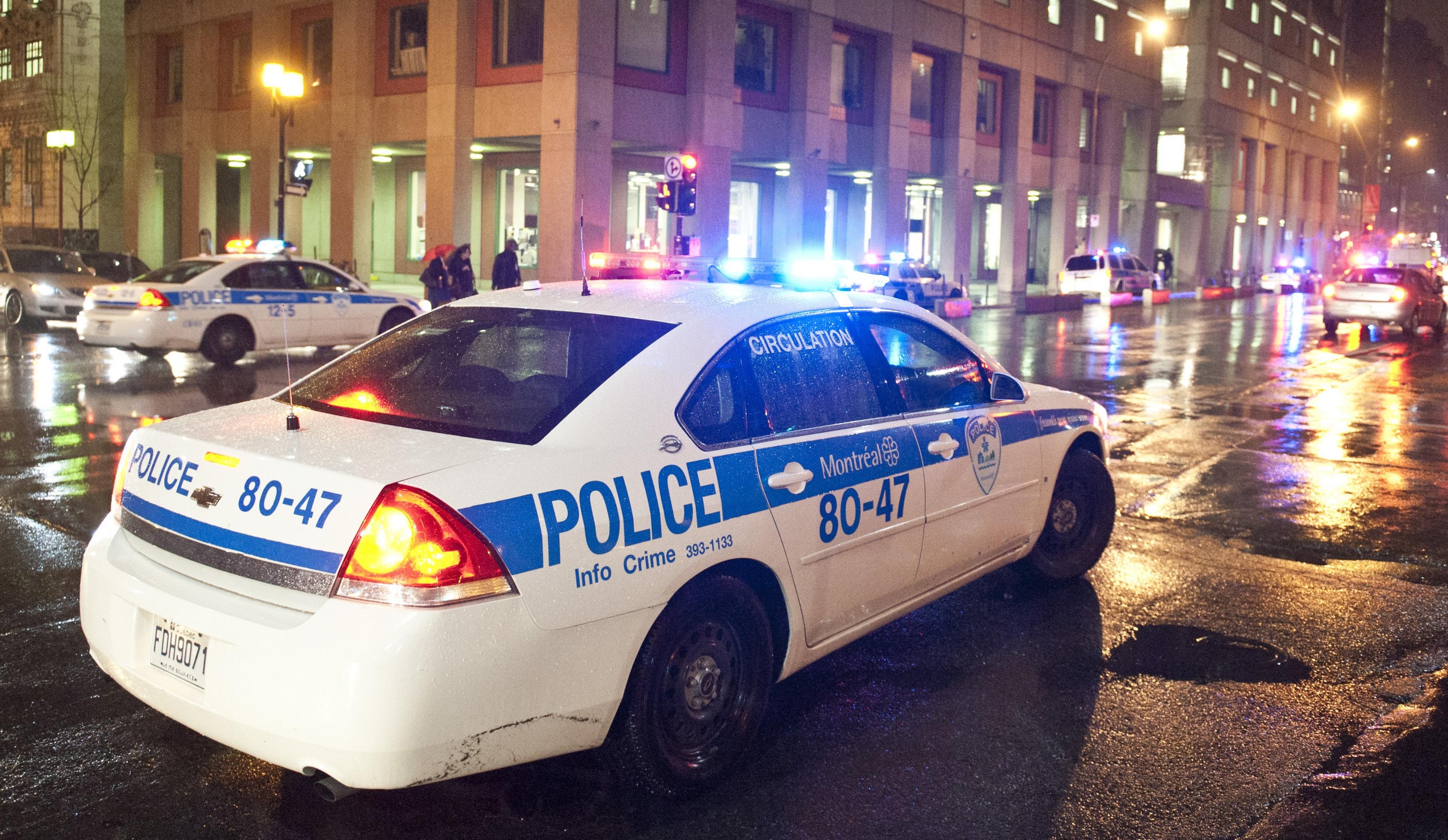 Police arrive as students protest April 26, 2012 in Montreal, Canada, over Quebec's plans to raise tuition