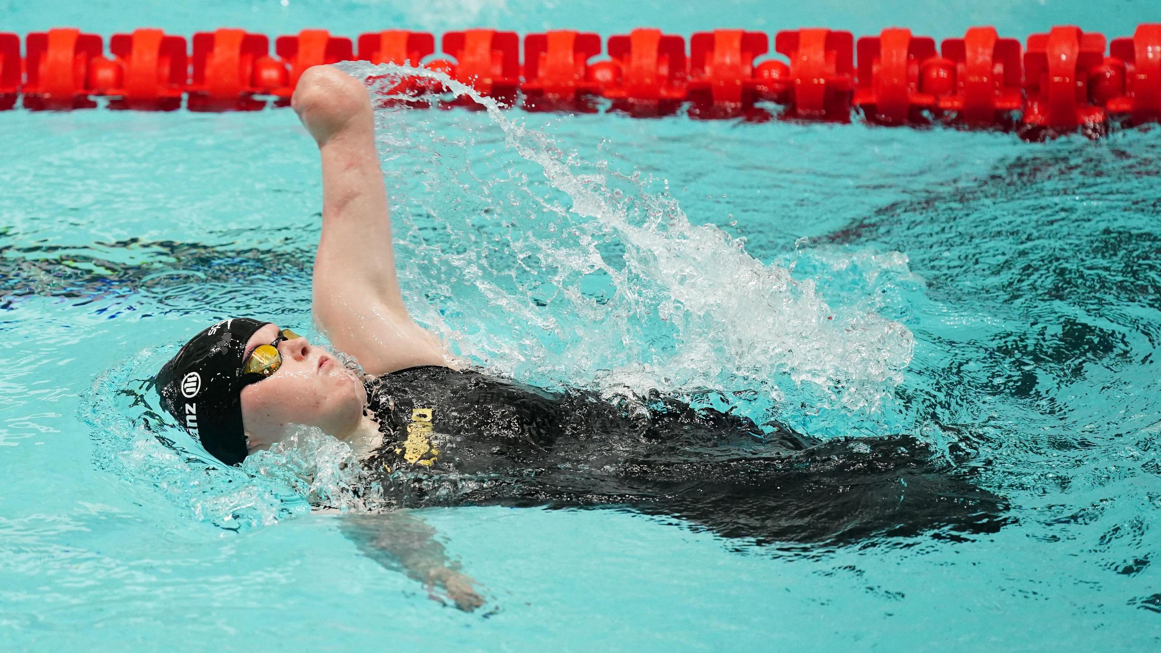 ellie challis, swimming
