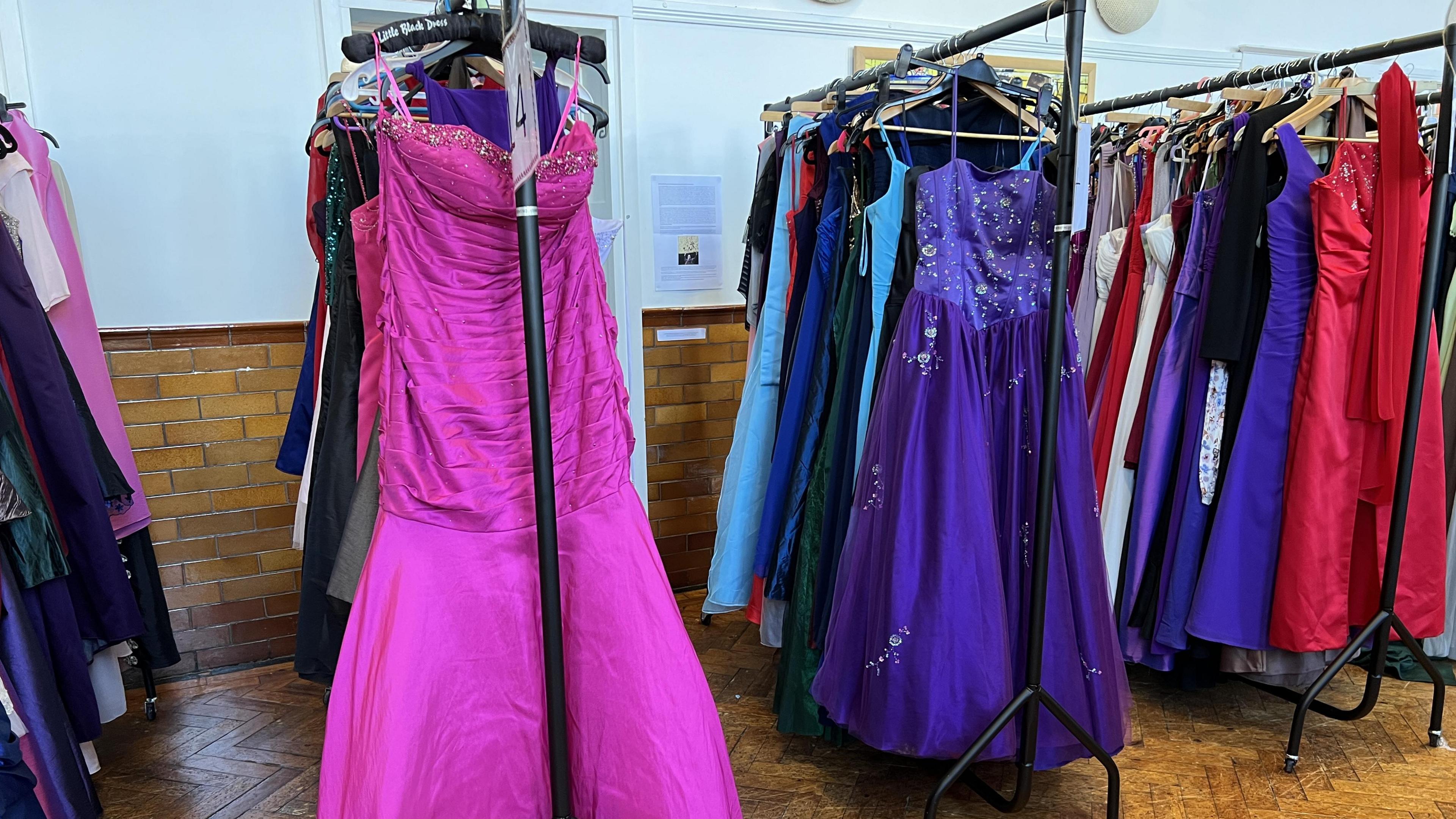 Free prom outfits for struggling Essex families BBC News