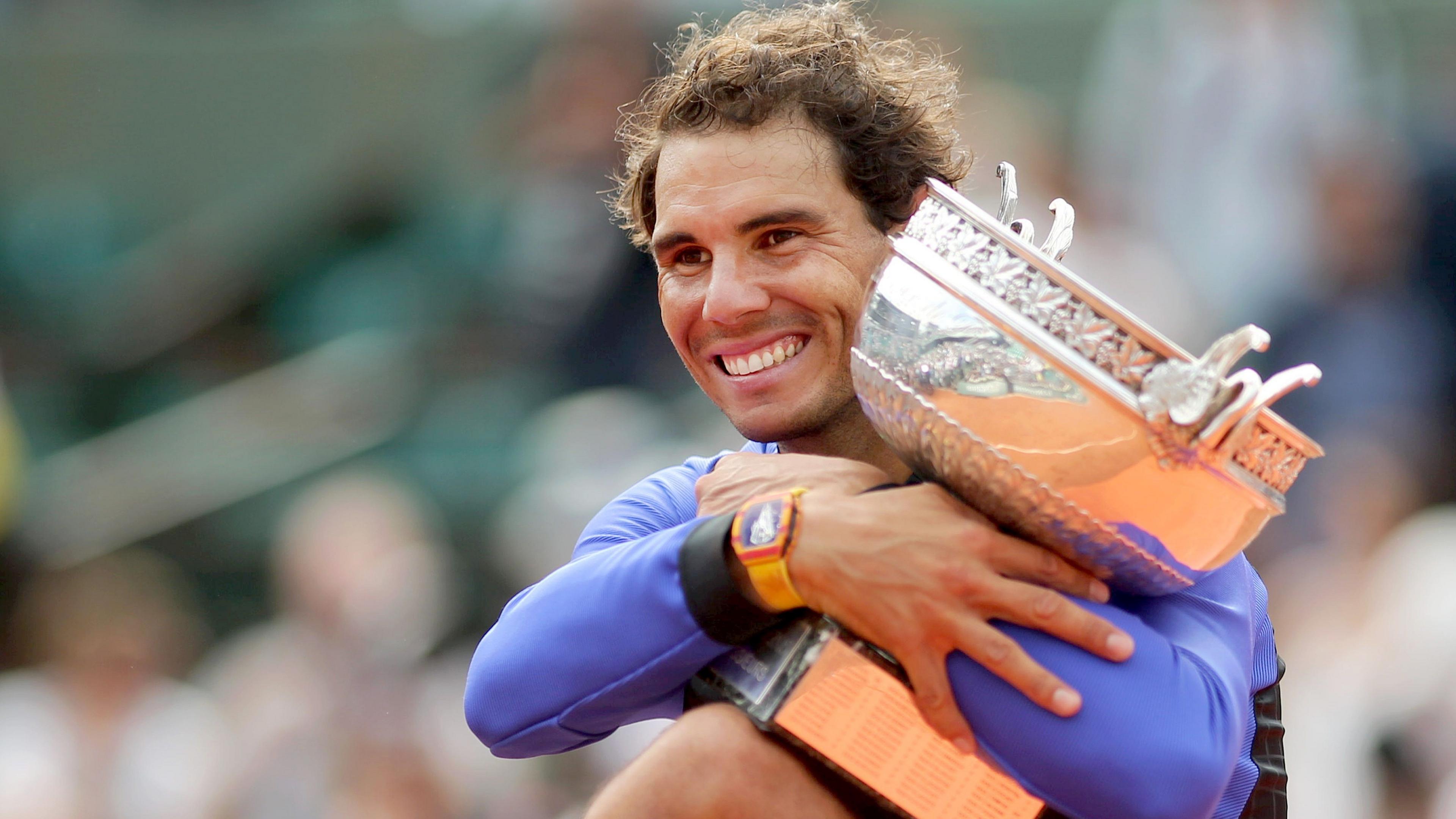 Rafael Nadal with the French Open trophy after winning in 2017