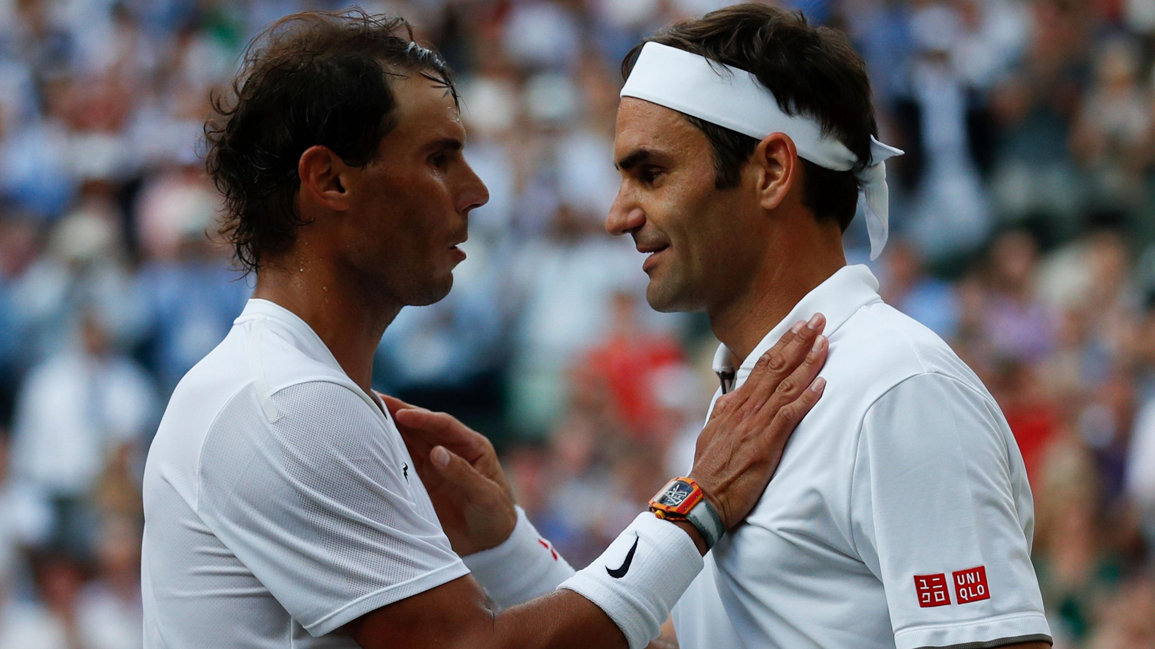 Rafael Nadal congratulates Roger Federer at Wimbledon in 2019