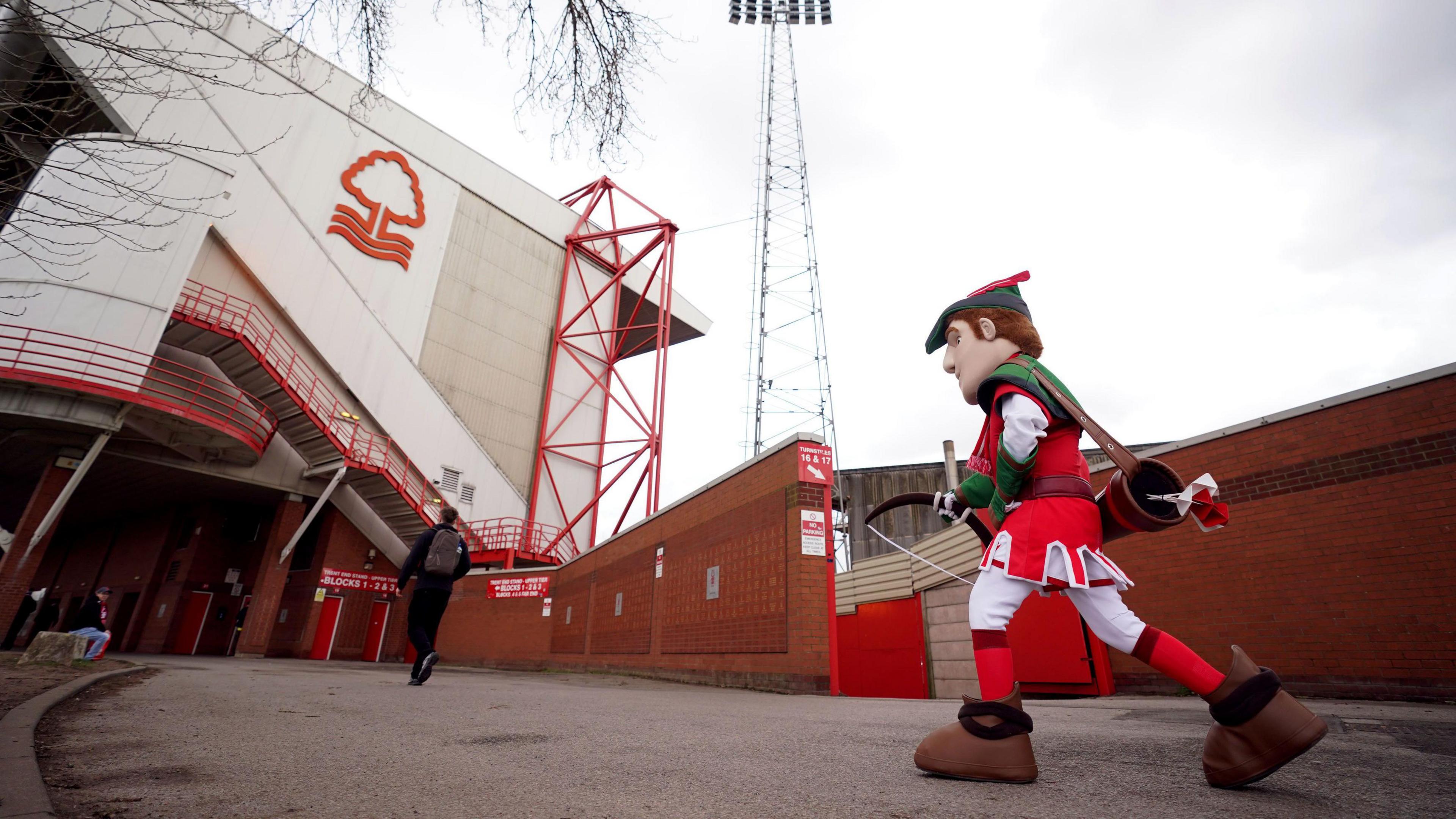 A Robin Hood mascot en route to the City Ground in 2023