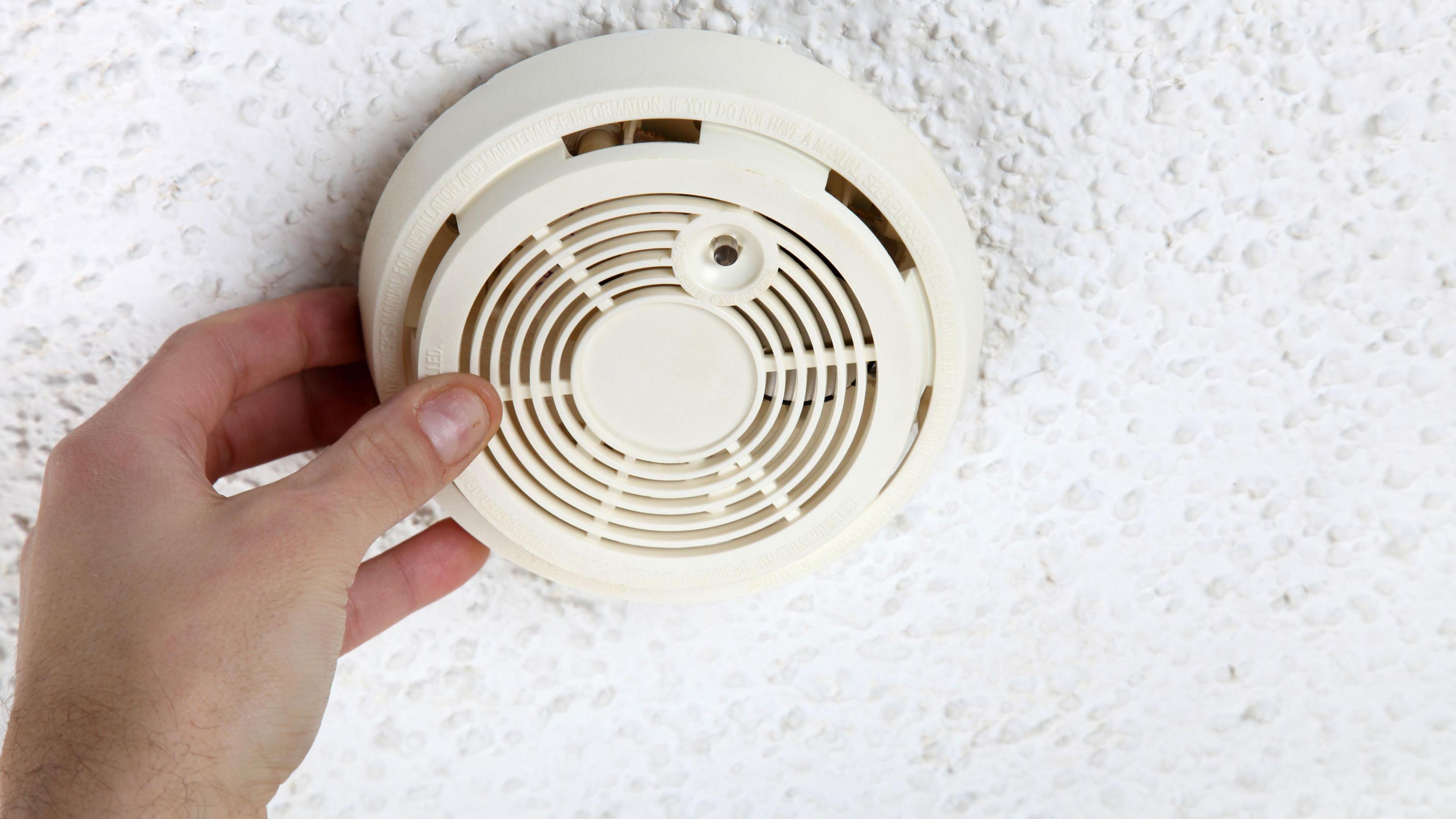 smoke alarm