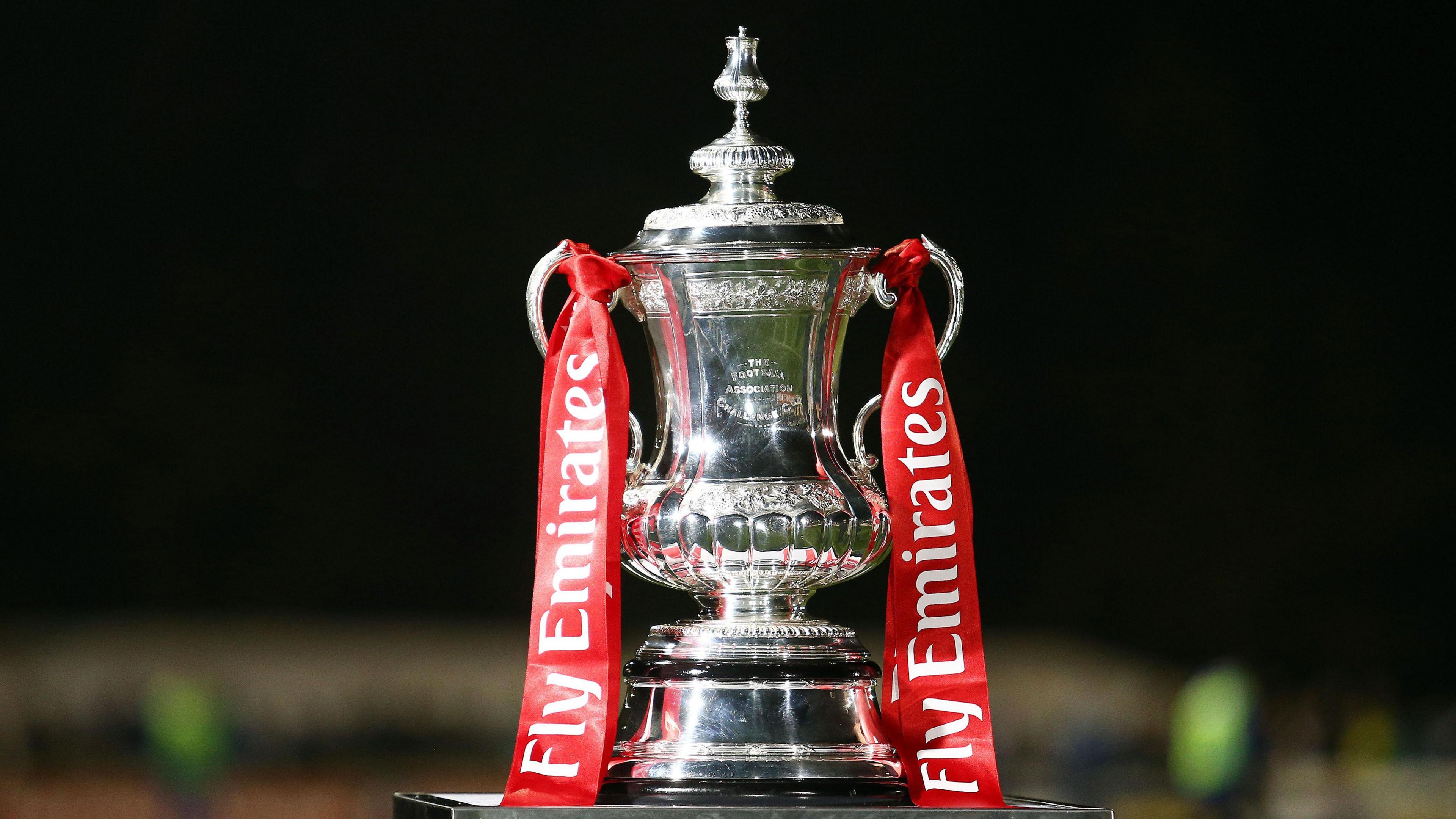 A photo of the FA Cup trophy